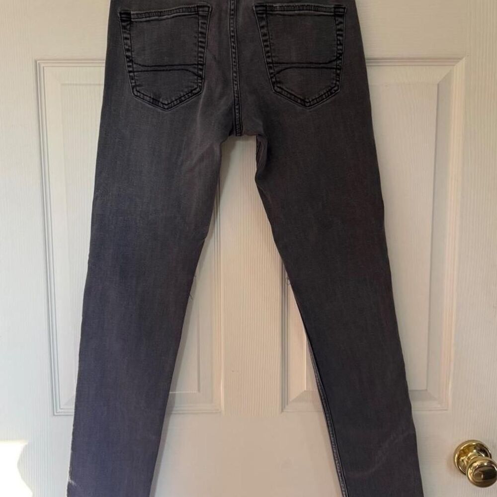 Hollister-co Men's Grey and Black Jeans - Picture 7 of 8
